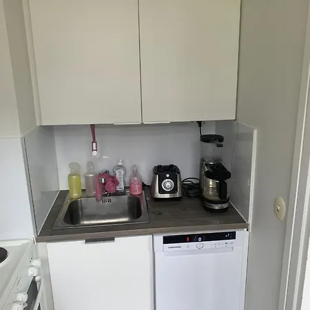 A Cozy Studio In Apartment *